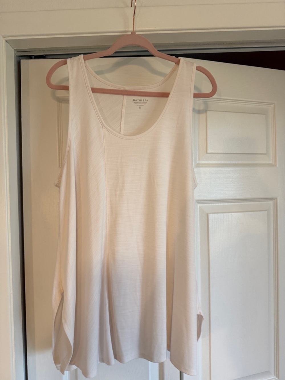 Athleta Cream Relaxed Swing Tank